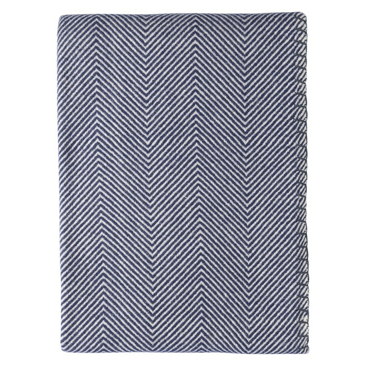 Плед из шерсти мериноса темно-синего цвета из коллекции essential, 130х180 см (77086)