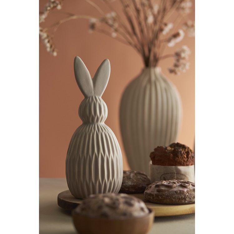 Декор из фарфора бежевого цвета trendy bunny из коллекции essential, 9,2х9,2x22,6 см (77383)