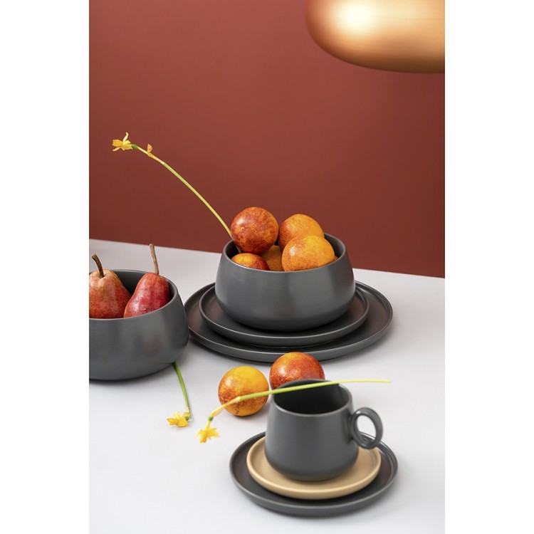 Набор из двух тарелок темно-серого цвета из коллекции essential, 20 см (75181)