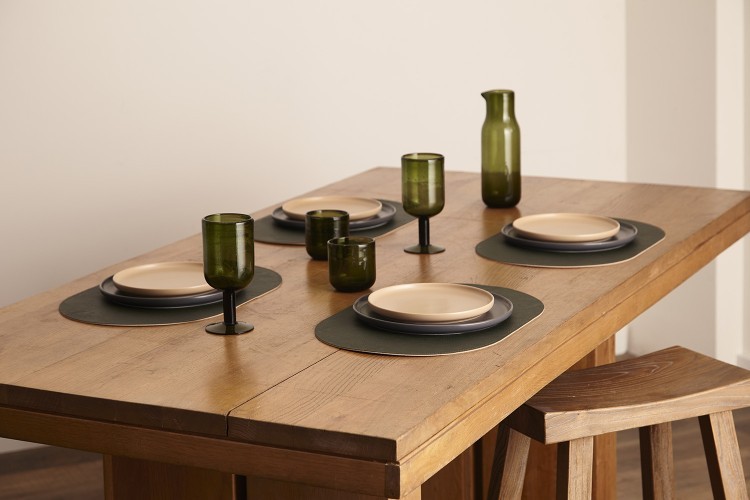 Набор из двух тарелок темно-серого цвета из коллекции essential, 25 см (75182)