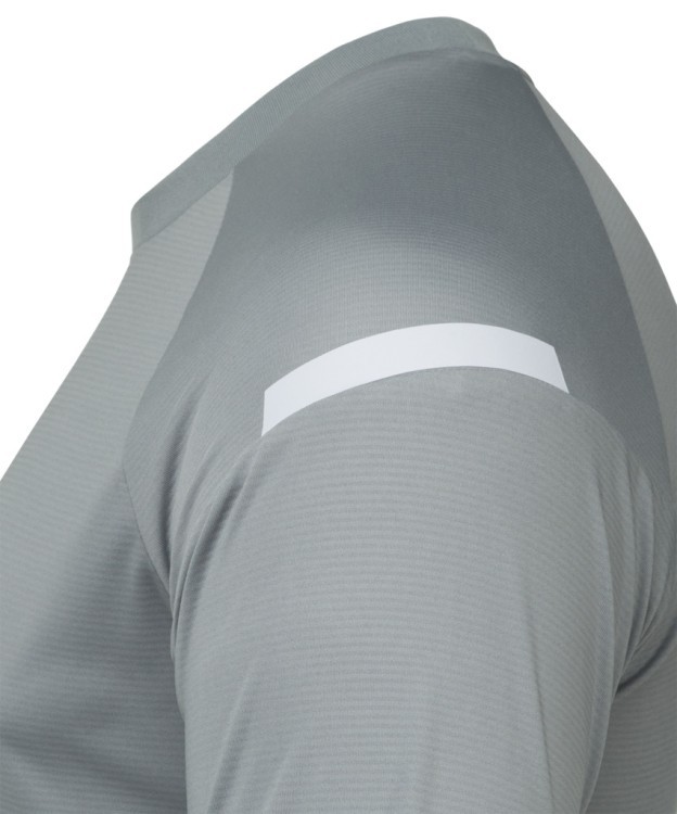 Футболка тренировочная JÖGEL CAMP 2 Training Poly Tee, серый (2112601) Футболка тренировочная JÖGEL CAMP 2 Training Poly Tee, серый (2112601)