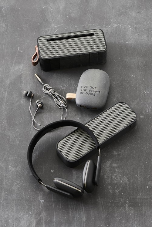Колонка беспроводная с ремешком amove black edition (57534) Колонка беспроводная с ремешком amove black edition (57534)
