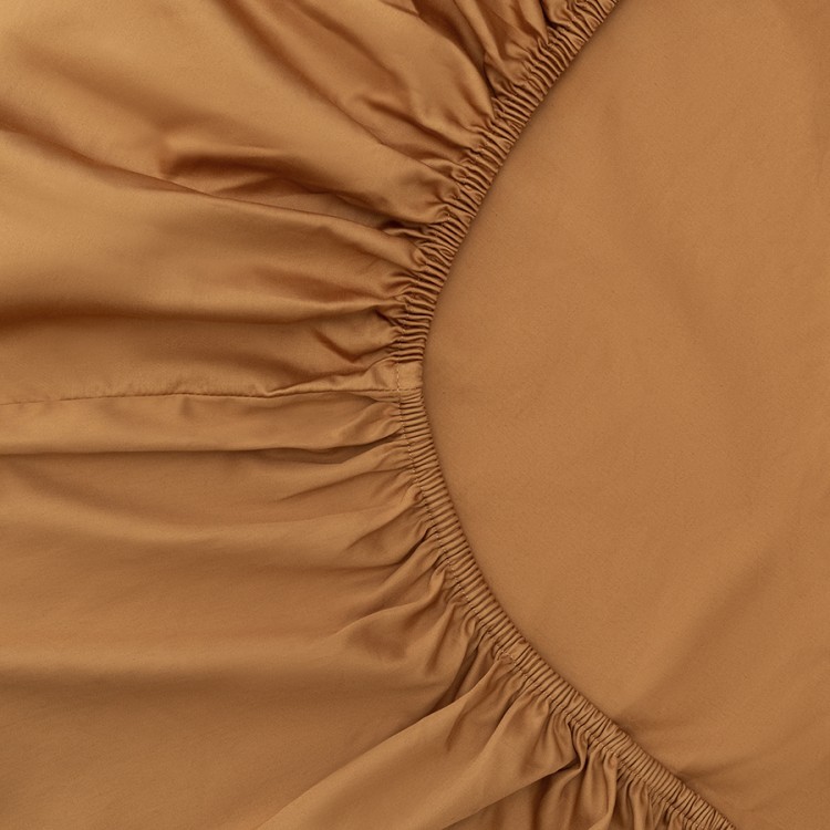 Простыня на резинке из сатина из коллекции meditation, caramel, 160х200х30 см (77755) Простыня на резинке из сатина из коллекции meditation, caramel, 160х200х30 см (77755)