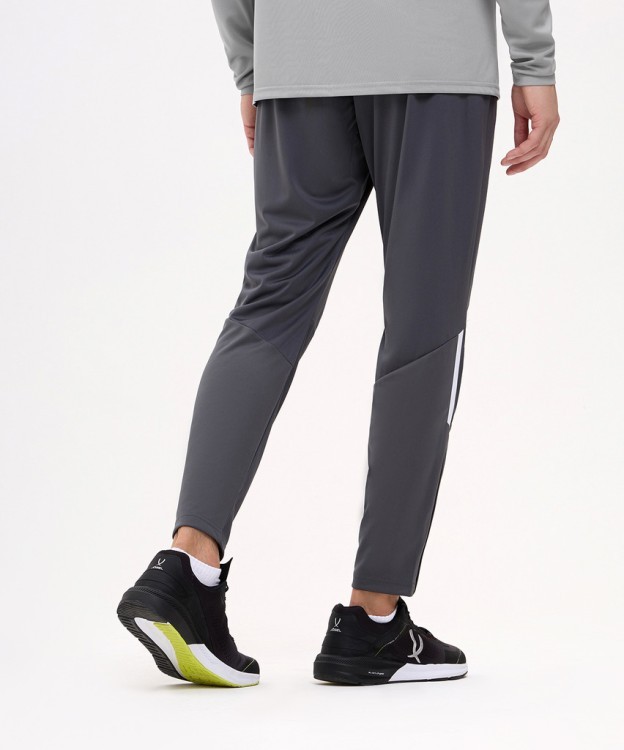 Брюки тренировочные JÖGEL CAMP 2 Training Pants, темно-серый (2112249) Брюки тренировочные JÖGEL CAMP 2 Training Pants, темно-серый (2112249)