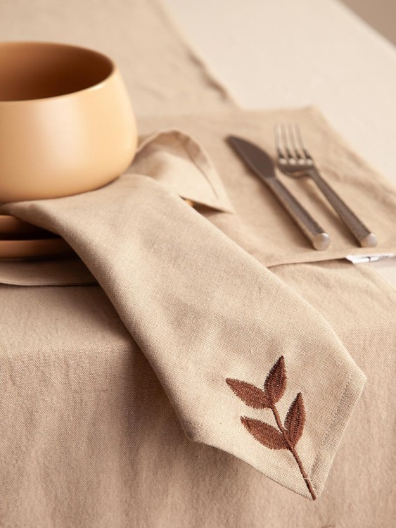 Салфетка сервировочная desert leaf из коллекции essential, 45х45 см (79779)