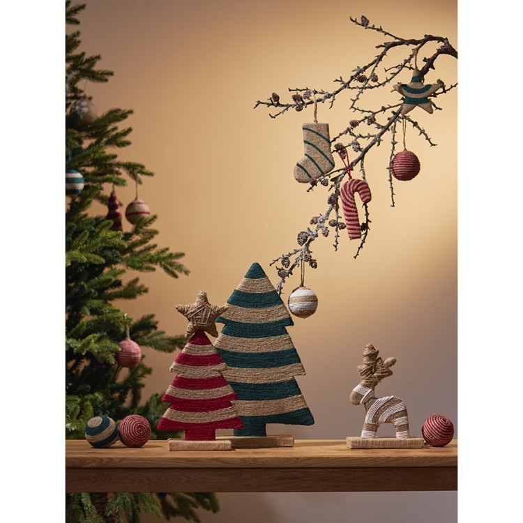 Декор новогодний trendy stripes из джута и гофрированного картона из коллекции new year essential, 39 см (76823) Декор новогодний trendy stripes из джута и гофрированного картона из коллекции new year essential, 39 см (76823)