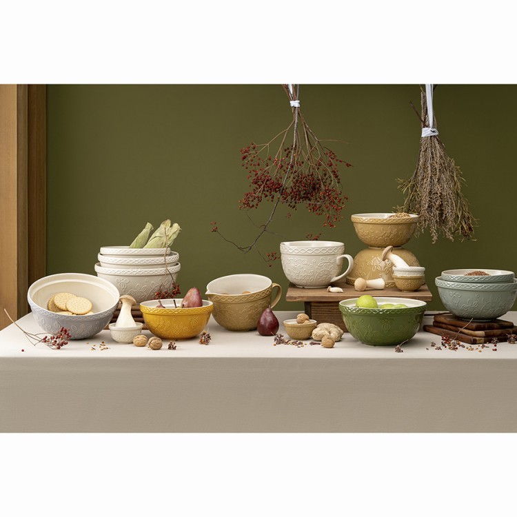 Миска кремового цвета с рельефным узором Ягоды Тайги из коллекции russian north, 1,5 л (74288) Миска кремового цвета с рельефным узором Ягоды Тайги из коллекции russian north, 1,5 л (74288)