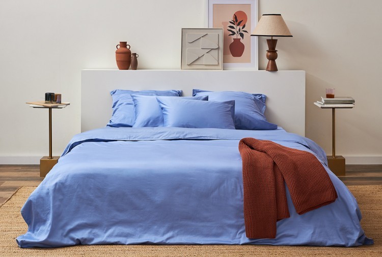 Простыня на резинке из премиального сатина сиреневого цвета из коллекции essential, 160х200х30 см (78487)