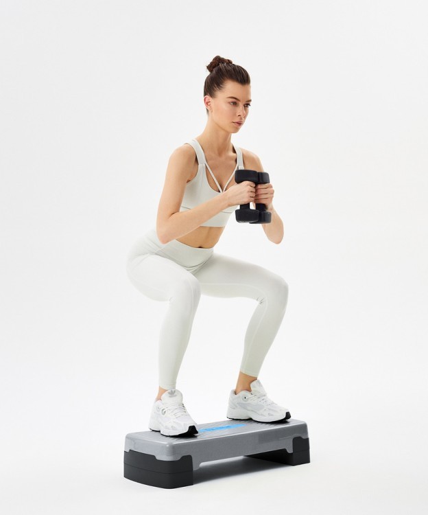 Степ-платформа фиксирующаяся STARFIT SP-103 67,5х28,5х15 см, 2-х уровневая (1121621)