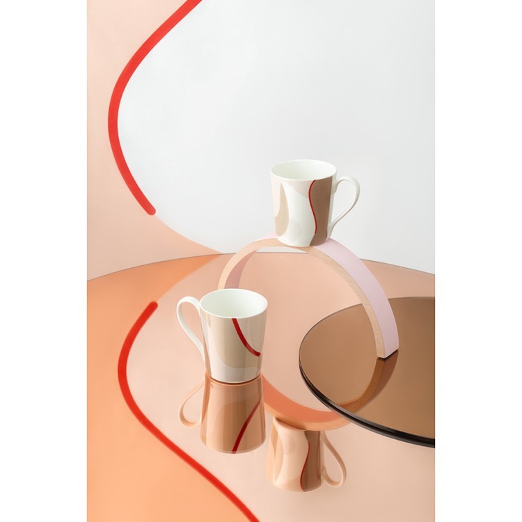 Кружка бежевого цвета с авторским принтом из коллекции freak fruit, 350мл (73576)