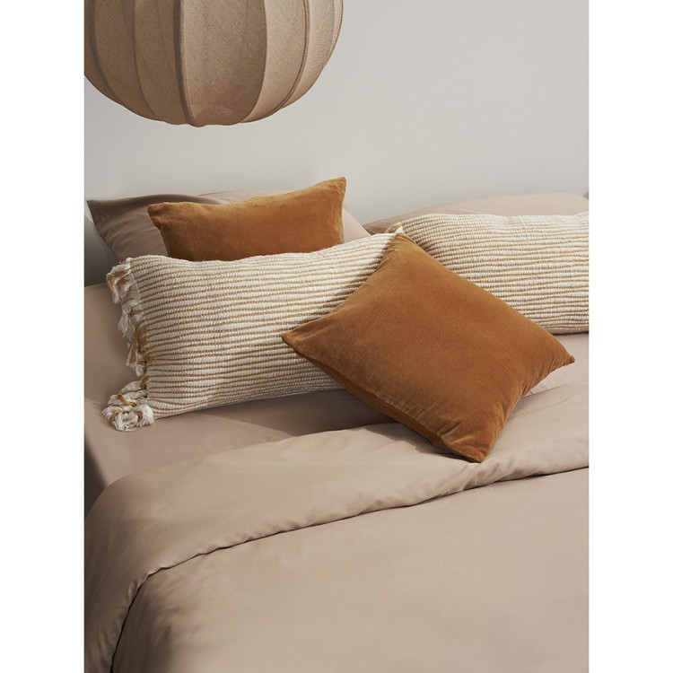 Чехол на подушку горчичного цвета clouds из коллекции ethnic, 35х60 см (76145) Чехол на подушку горчичного цвета clouds из коллекции ethnic, 35х60 см (76145)