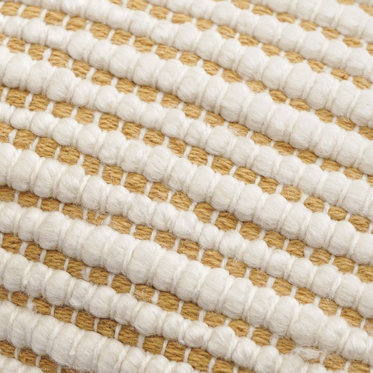 Чехол на подушку горчичного цвета clouds из коллекции ethnic, 35х60 см (76145) Чехол на подушку горчичного цвета clouds из коллекции ethnic, 35х60 см (76145)