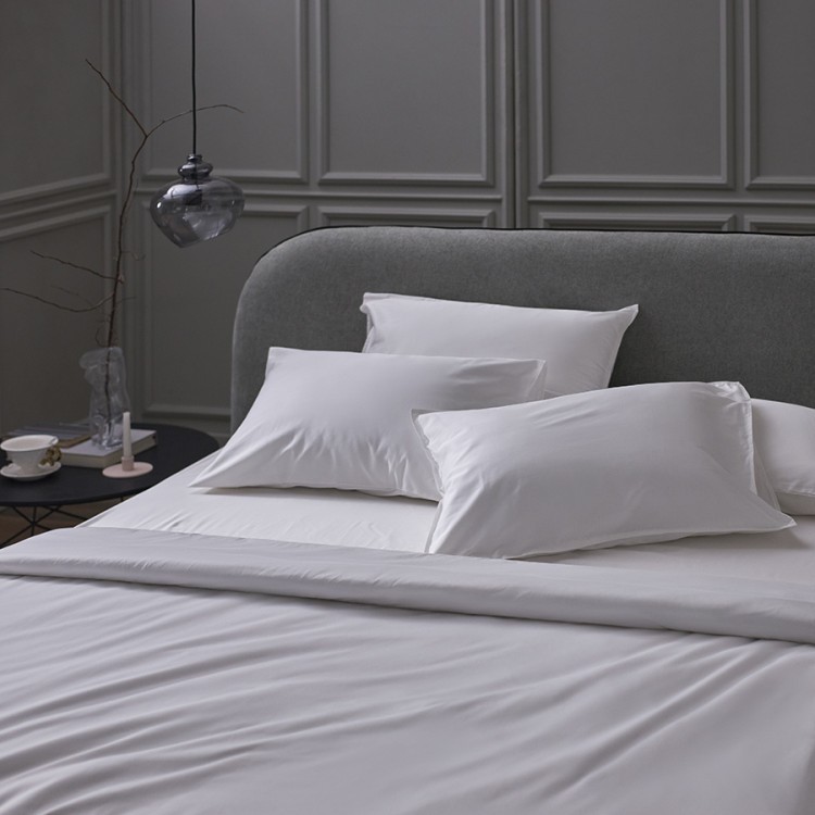 Набор наволочек из плотного сатина белого цвета из коллекции essential, 70х70 см (77134)