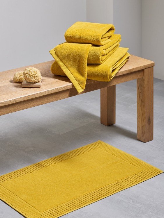 Полотенце банное цвета охры из коллекции essential, 70х140 см (80172)