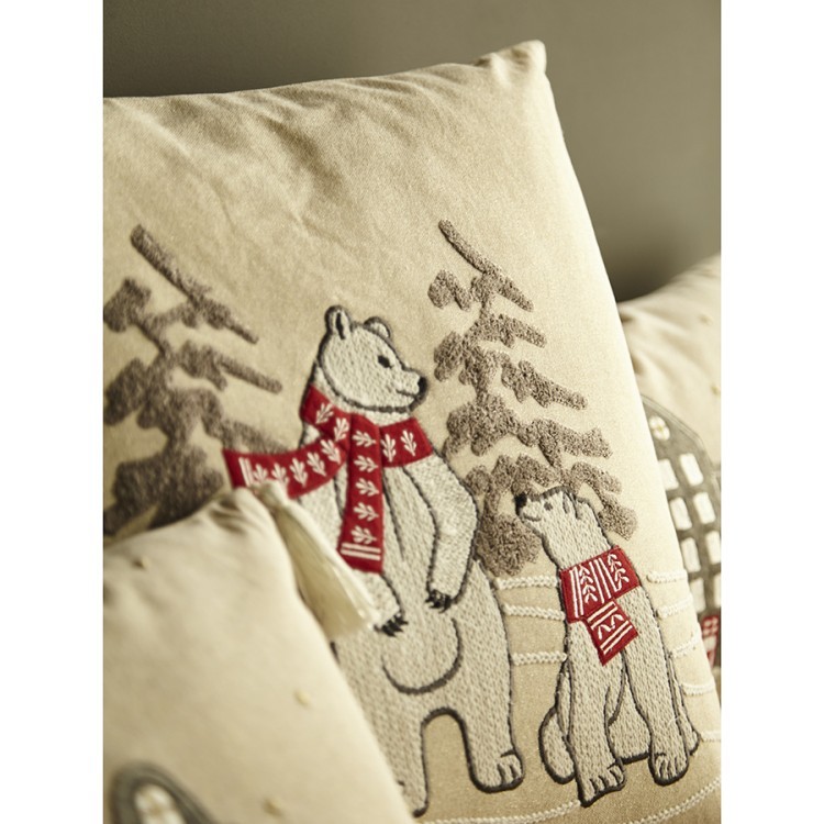 Подушка декоративная festive bears из коллекции new year essential, 45х45 см (77712)