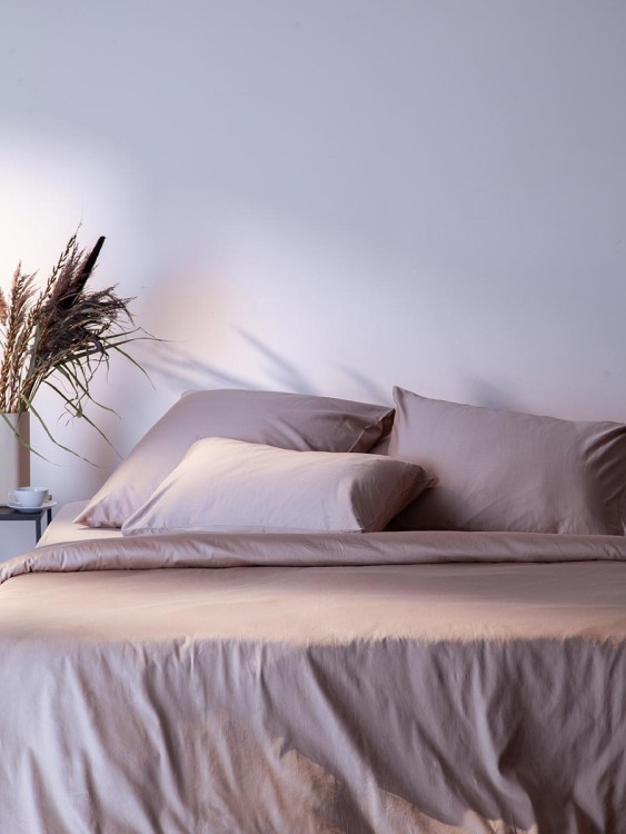 Комплект постельного белья из премиального сатина бежевого цвета из коллекции essential, 150х200 см (79816)