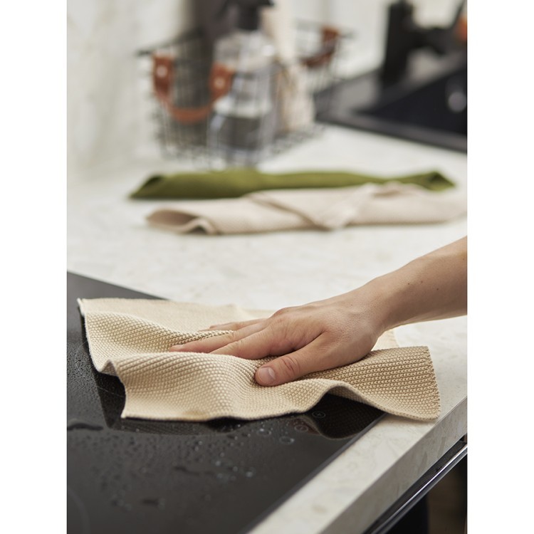 Набор из трех вязаных салфеток для уборки и мытья посуды бежевого и оливкового цветов из коллекции essential, 28х28 см (76779)