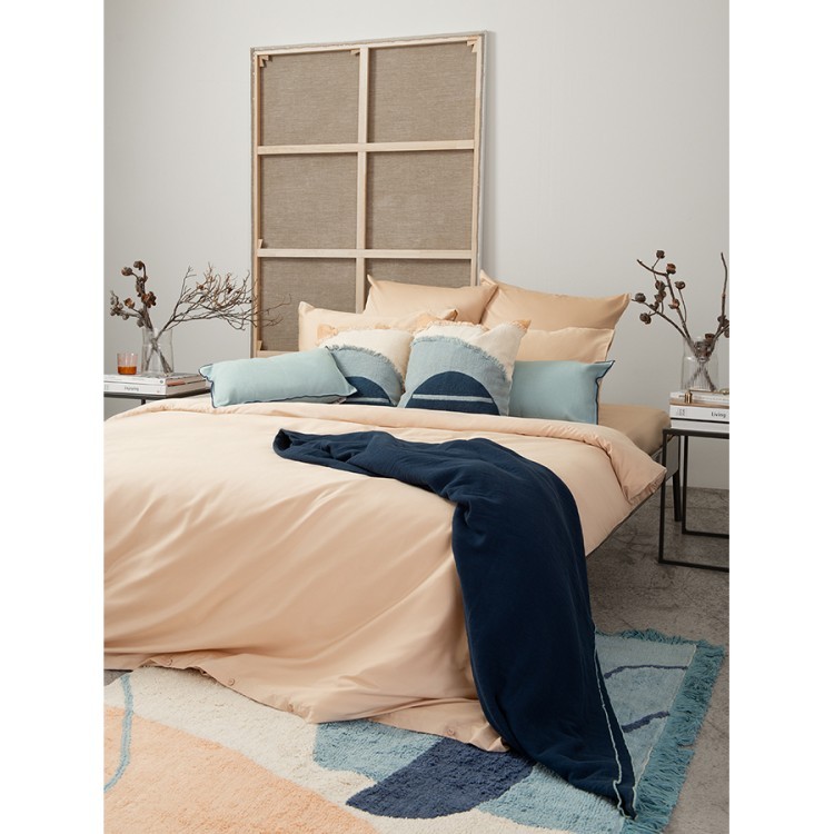 Комплект постельного белья двуспальный из сатина бежево-розового цвета из коллекции essential (70513)