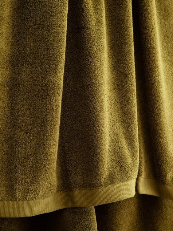 Полотенце для рук оливкового цвета из коллекции essential, 50х90 см (79191)