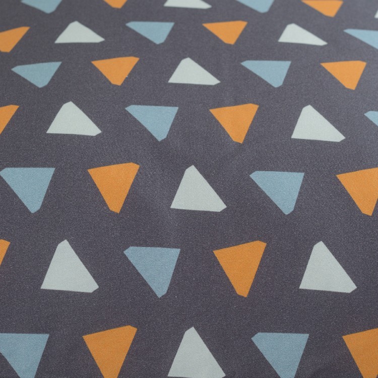Комплект постельного белья из сатина мятного цвета с принтом triangles из коллекции wild, 200х220 см (68426)