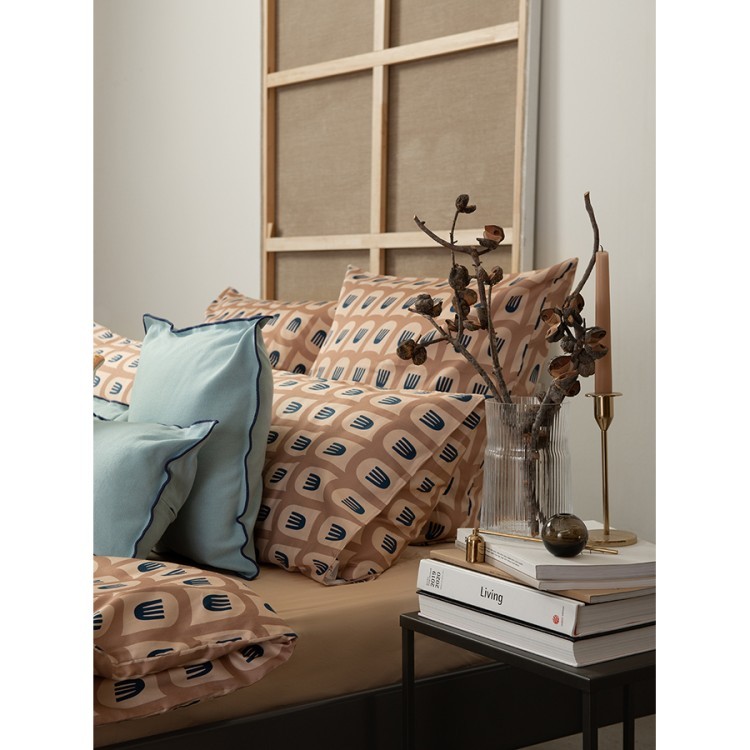 Набор из двух наволочек из сатина бежево-розового цвета с принтом blossom time из коллекции cuts&pieces, 50х70 см (70528)