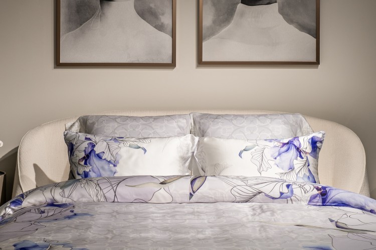 Комплект постельного белья Ирисы , тенсель,  200*220-1шт, 50*70-2 шт (TT-00015988)