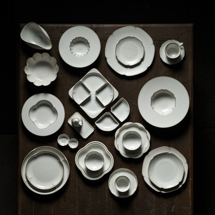 Тарелка L9735-Cream, 26.8, каменная керамика, ROOMERS TABLEWARE Тарелка L9735-Cream, 26.8, каменная керамика, ROOMERS TABLEWARE