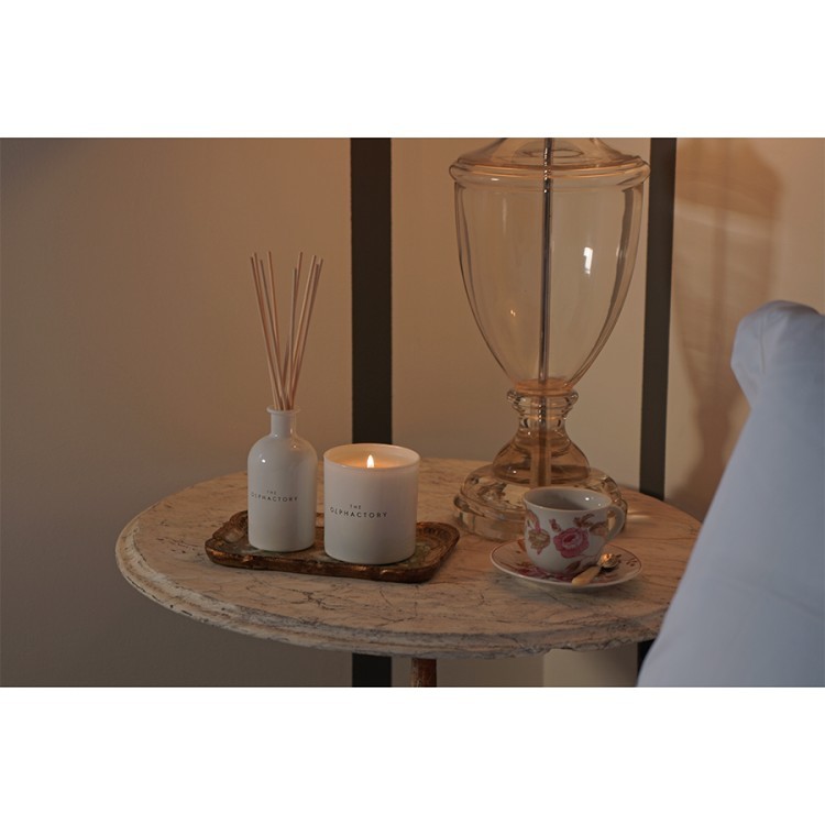 Свеча ароматическая the olphactory, white insignia, philippa 1990, 60 ч (78049)