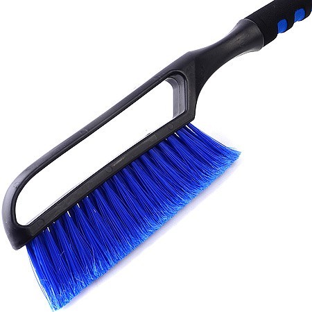 Щетка автомобильная со скребком 60см (6153) Щетка автомобильная со скребком 60см (6153)