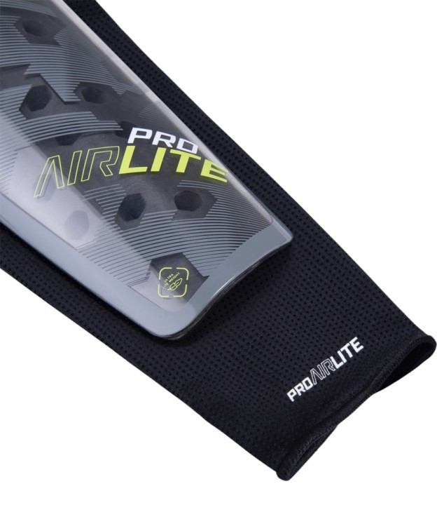 Щитки футбольные Proairlite (910055) Щитки футбольные Proairlite (910055)