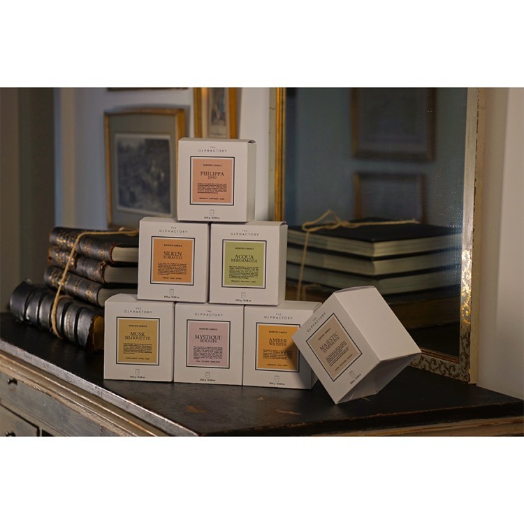 Свеча ароматическая the olphactory, white insignia, silken tobacco, 60 ч (78050)