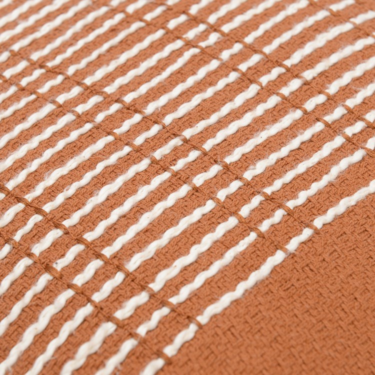 Подушка декоративная базовая geometry терракотового цвета из коллекции ethnic, 45х45 см (75352)