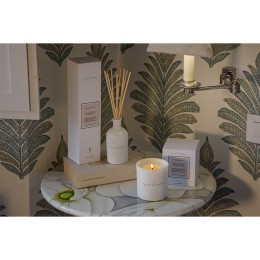 Свеча ароматическая the olphactory, white insignia, majestic symphony, 60 ч (78046)