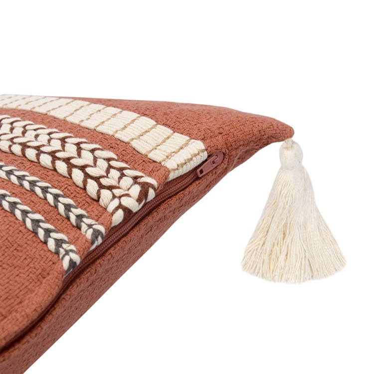 Подушка декоративная с вышивкой braids из коллекции ethnic, 30х45 см (75358)