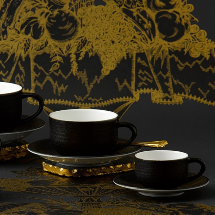 Кружка BRUBLA62721, костяной фарфор, Midnight, ROYAL CROWN DERBY Кружка BRUBLA62721, костяной фарфор, Midnight, ROYAL CROWN DERBY