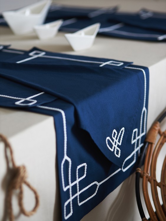 Дорожка на стол navy story из коллекции sea treasures, 45х150 см (79009) Дорожка на стол navy story из коллекции sea treasures, 45х150 см (79009)