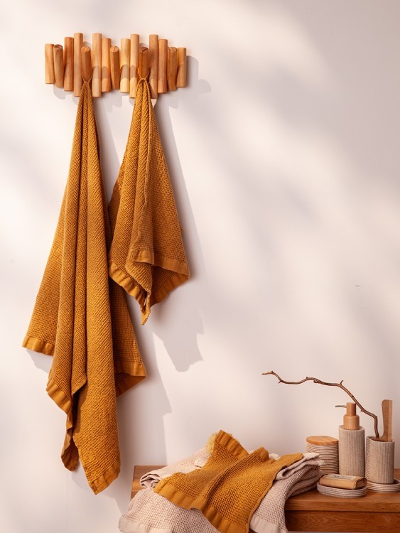 Полотенце для рук из умягченной вафли цвета охры из коллекции essential, 50x90 см (79189)