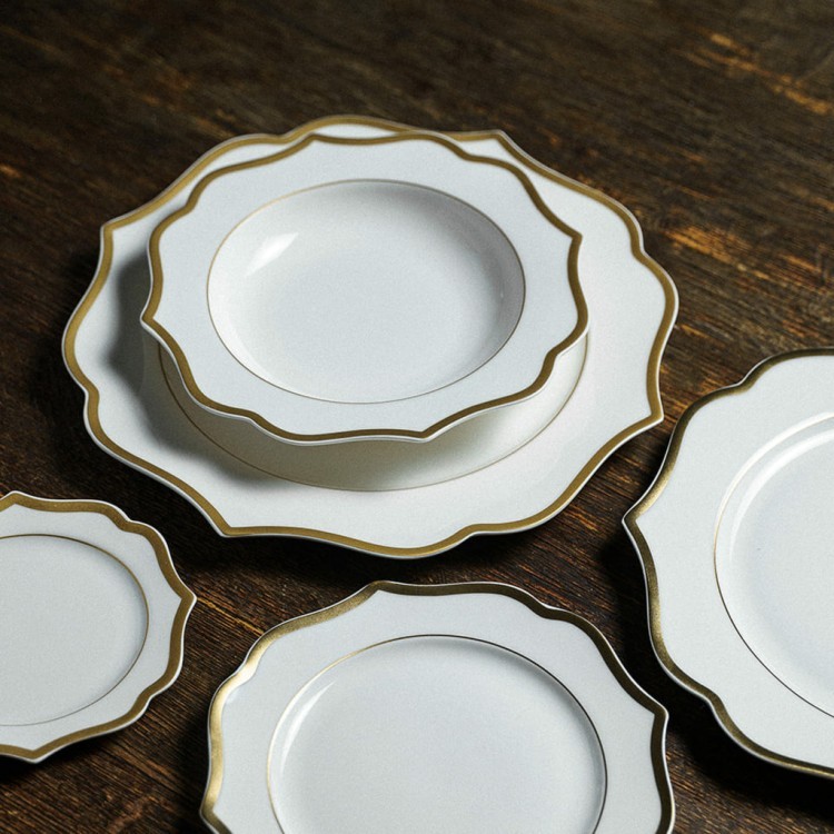 Тарелка LION002AV004220, костяной фарфор, ivory/gold, LE COQ Тарелка LION002AV004220, костяной фарфор, ivory/gold, LE COQ