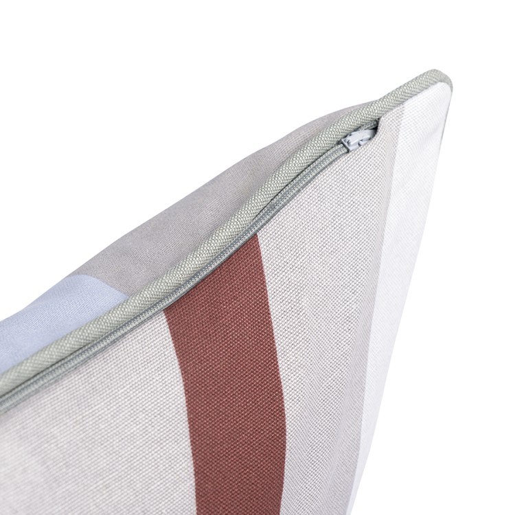 Чехол на подушку из хлопка с принтом tulip field из коллекции terra, 45х45 см (74425) Чехол на подушку из хлопка с принтом tulip field из коллекции terra, 45х45 см (74425)