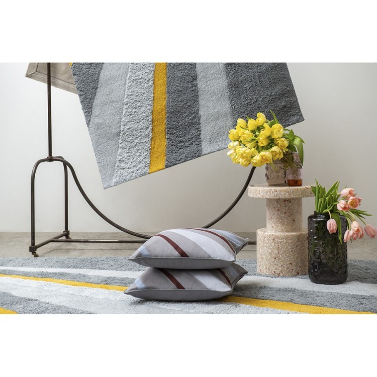 Чехол на подушку из хлопка с принтом tulip field из коллекции terra, 45х45 см (74425) Чехол на подушку из хлопка с принтом tulip field из коллекции terra, 45х45 см (74425)