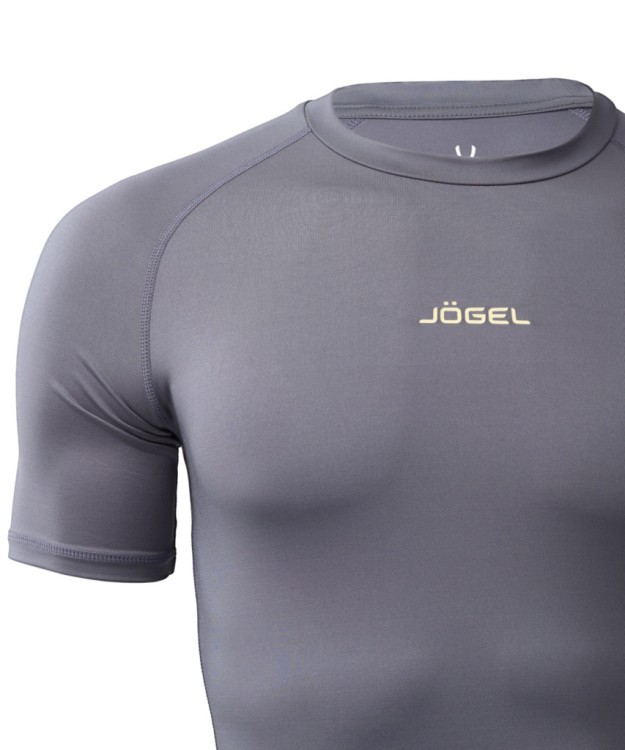 Футболка компрессионная с коротким рукавом JÖGEL CAMP PerFormDRY Top SS, темно-серый (1535148) Футболка компрессионная с коротким рукавом JÖGEL CAMP PerFormDRY Top SS, темно-серый (1535148)