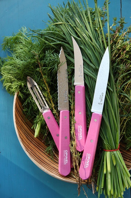 Нож для овощей les essentiels 7 см розовый (58943)
