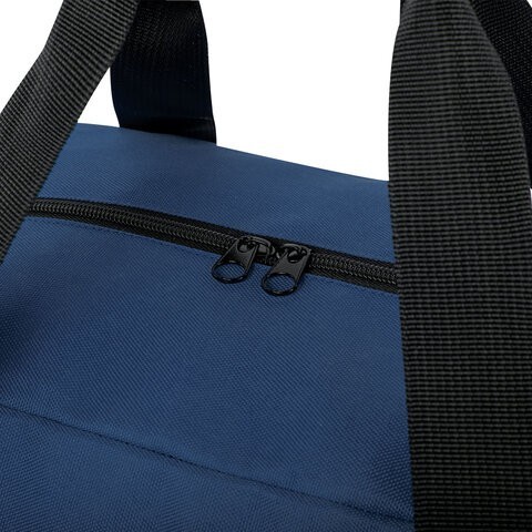 Сумка спортивная HEIKKI BASE (ХЕЙКИ) карман на молнии черная/темно-синяя 30x44x17 см 272622 (1) (96923)