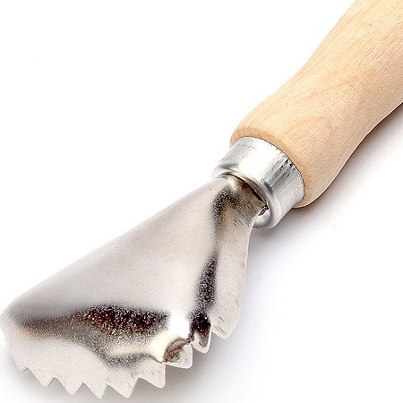 Рыбочистка с дер. ручкой (1273)