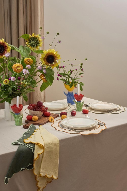 Салфетка под приборы anemone из коллекции trendy ruffles, D38 см, карри (78889) Салфетка под приборы anemone из коллекции trendy ruffles, D38 см, карри (78889)