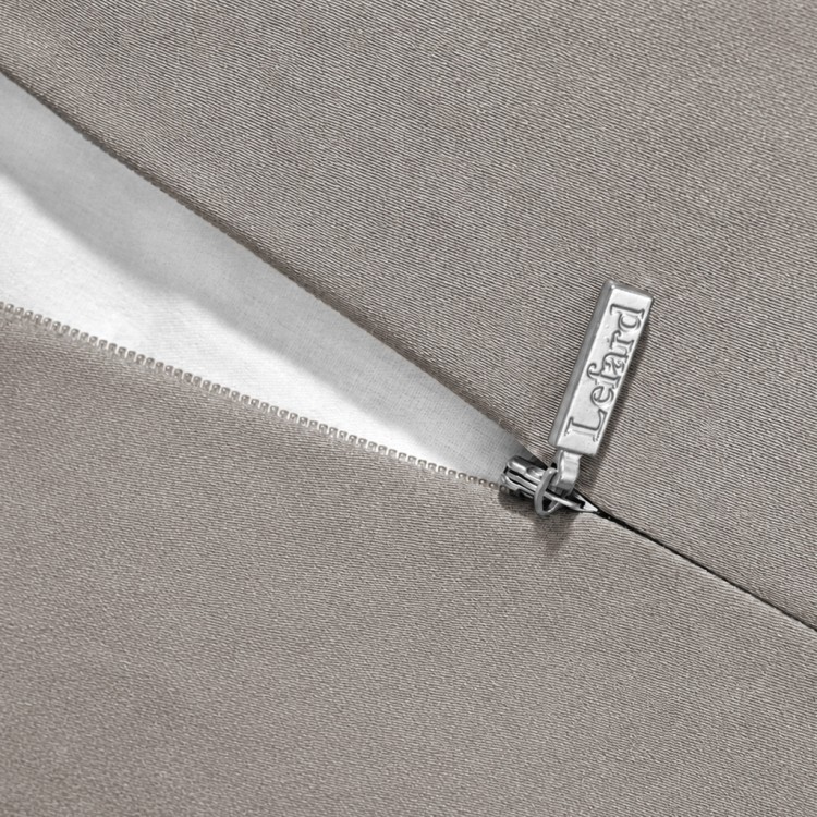 Кпб,king size,"solid" капучино, сатин, хлопок 100%,п.240х260-1шт,пр.260х260-1шт,н.50х70-2шт/70х70-2ш Lefard (989-004-18)