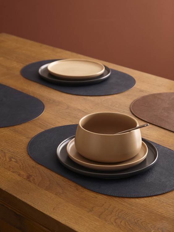 Набор из двух тарелок бежевого цвета из коллекции essential, 20 см (75175)